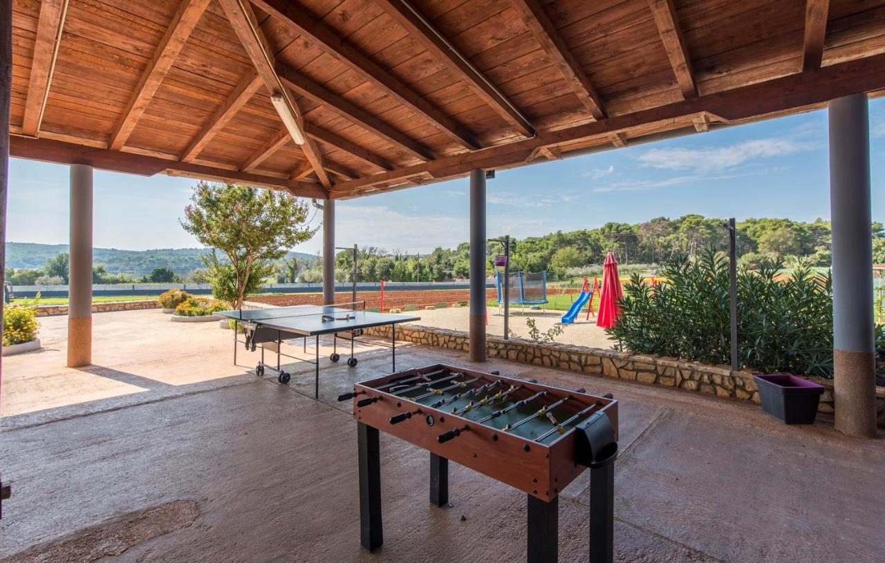 Sea View Apartments With Shared Pool ポメル エクステリア 写真