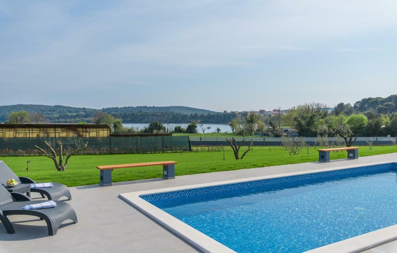 Sea View Apartments With Shared Pool ポメル 部屋 写真