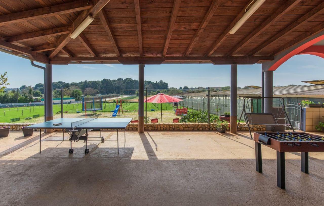 Sea View Apartments With Shared Pool ポメル エクステリア 写真